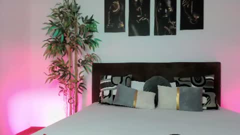 Snapshot of aria_lush chatting on June 8, 5:02 pm aria lush online show from June 8, 5:02 pm