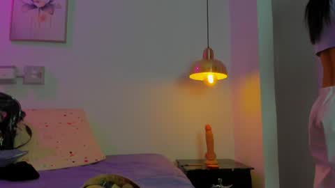 Snapshot of aria_millers1 chatting on April 28, 11:15 am aria_millers1 online show from April 28, 11:15 am