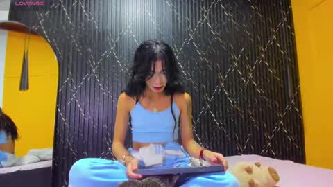 Aria Millers  online show from October 21, 11:33 am