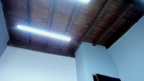 Snapshot of aria_skyee chatting on April 25, 1:08 am aria_skyee online show from April 25, 1:08 am