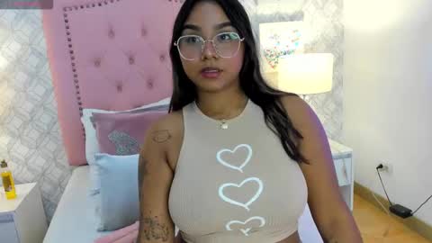 aria_star7 online show from September 29, 7:40 pm