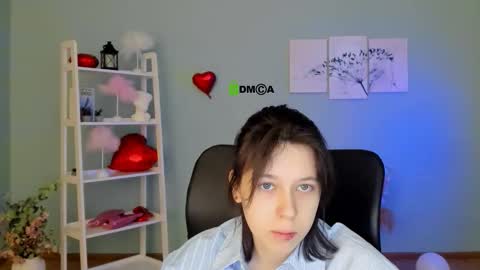 Snapshot of aria_wild_ chatting on March 3, 9:48 am aria_wild_ online show from March 3, 9:48 am