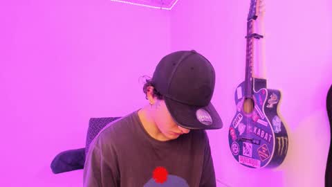 Snapshot of aria_x_orien chatting on February 18, 12:23 pm Aria and Orien online show from February 18, 12:23 pm