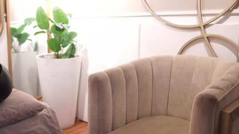 Ariaa online show from November 28, 1:03 pm