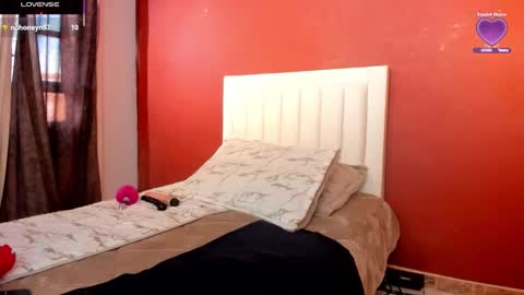 ariaana_ online show from February 5, 12:32 pm