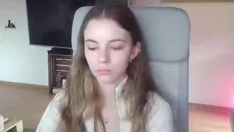 AriaCreazy online show from October 31, 9:21 am