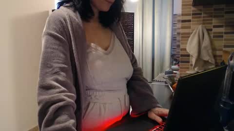 Adriana online show from December 15, 1:04 pm