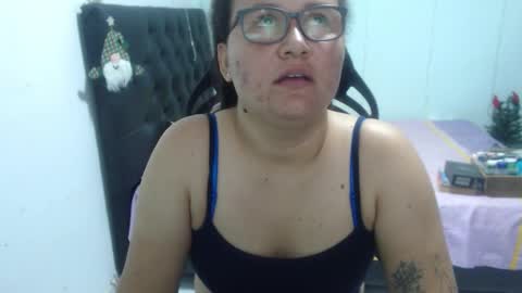 ...Ariana... online show from November 29, 6:44 pm