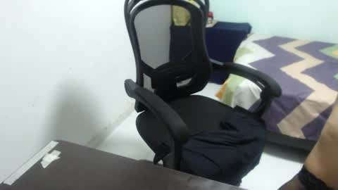 ...Ariana... online show from April 8, 5:46 pm