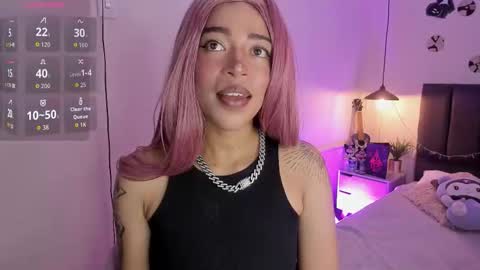 Snapshot of ariadnaaa_ chatting on November 25, 3:28 am Ariadna online show from November 25, 3:28 am