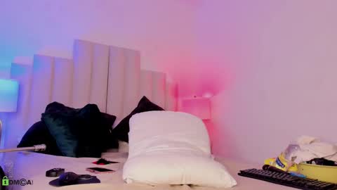 Snapshot of ariadnacolby chatting on March 10, 12:40 am ariadnacolby online show from March 10, 12:40 am