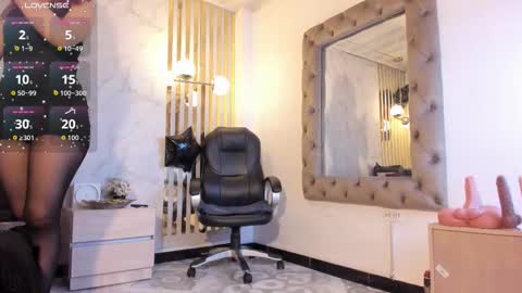 Snapshot of ariagh_ chatting on January 17, 7:39 pm aria online show from January 17, 7:39 pm