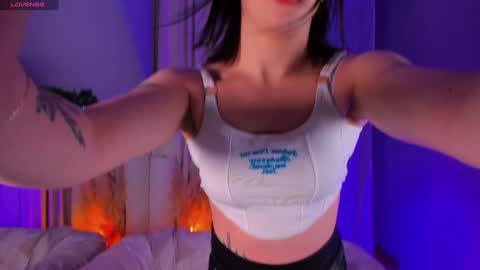  ARIANA ASTI  online show from January 15, 11:30 pm