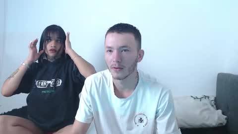 Snapshot of ariana_esteban07 chatting on February 10, 10:52 am ariana_esteban07 online show from February 10, 10:52 am