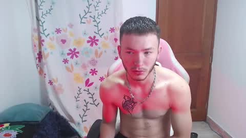 Snapshot of ariana_esteban07 chatting on February 23, 10:56 am ariana_esteban07 online show from February 23, 10:56 am