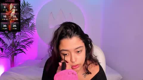 Ariana  online show from November 9, 12:25 pm