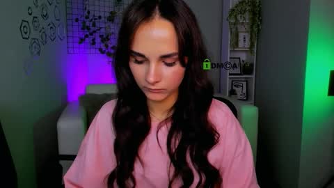 Snapshot of ariana_ross7 chatting on September 27, 9:53 pm ariana_ross7 online show from September 27, 9:53 pm