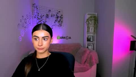Snapshot of ariana_ross7 chatting on September 29, 9:14 am ariana_ross7 online show from September 29, 9:14 am