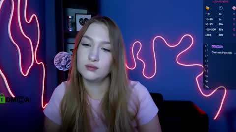 Snapshot of ariana_ross7 chatting on September 30, 5:51 pm ariana_ross7 online show from September 30, 5:51 pm