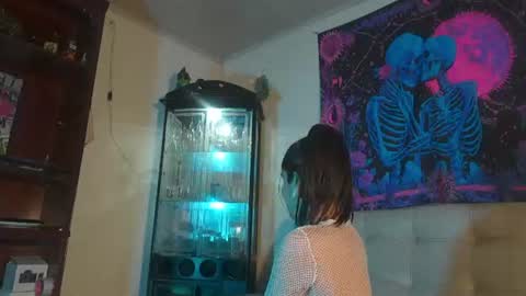 ariana_whitee online show from July 11, 6:38 am