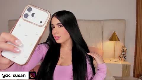 Snapshot of ariana_zc_ chatting on July 6, 8:55 pm Susan online show from July 6, 8:55 pm