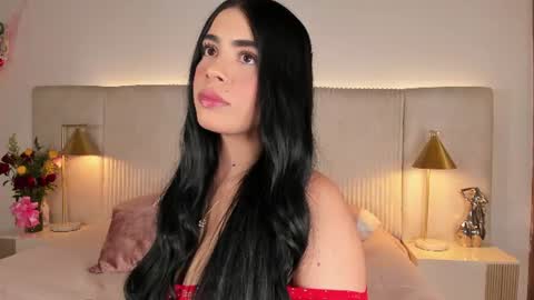 Snapshot of ariana_zc_ chatting on July 16, 8:37 pm Susan online show from July 16, 8:37 pm