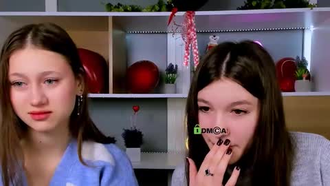 arianaa_cat online show from February 18, 5:58 am