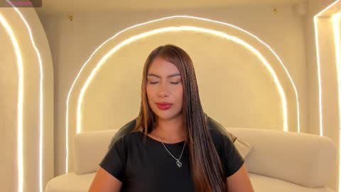 Ariana Dumont online show from January 9, 11:02 am