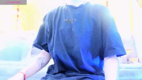 Ari  online show from January 8, 12:51 pm