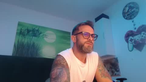 Snapshot of ariandeluna chatting on January 8, 7:03 pm ariandeluna online show from January 8, 7:03 pm