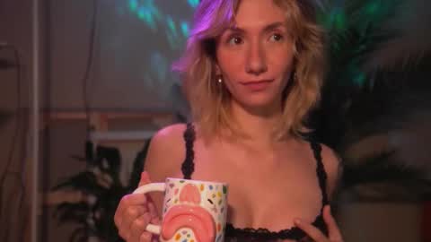 Olivka online show from October 26, 5:46 am