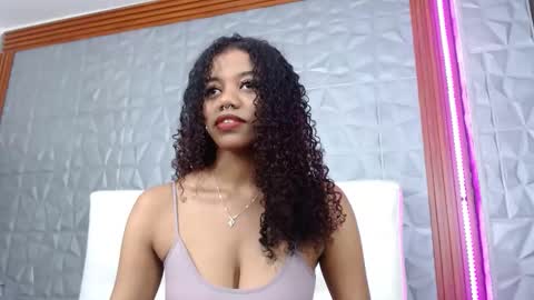 arianna_rochel online show from November 18, 3:05 pm