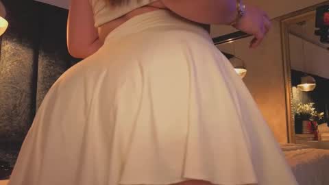 Arianna online show from October 17, 7:38 pm