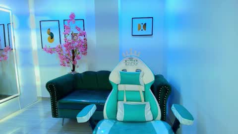 Snapshot of arianna_sweeet chatting on November 13, 3:27 am arianna_sweeet online show from November 13, 3:27 am