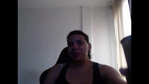 Snapshot of ariannaloovel chatting on February 14, 6:40 pm ariannaloovel online show from February 14, 6:40 pm