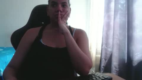 Snapshot of ariannaloovel chatting on October 7, 6:16 pm ariannaloovel online show from October 7, 6:16 pm