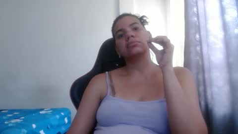 Snapshot of ariannaloovel chatting on October 14, 5:14 pm ariannaloovel online show from October 14, 5:14 pm