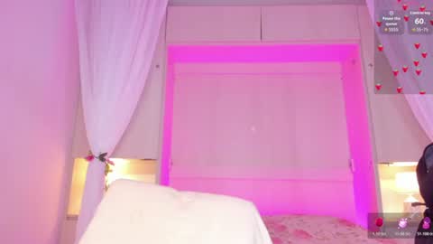 ariannavega_ online show from July 17, 12:01 pm