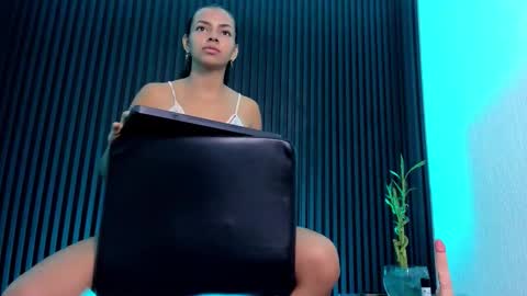 arianoova online show from December 4, 12:14 pm