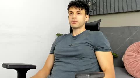 ariasaadeh online show from September 20, 12:06 pm