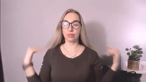 Aria online show from February 26, 7:51 am