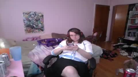 Snapshot of ariathebrat chatting on June 15, 9:17 pm Ariathebrat online show from June 15, 9:17 pm
