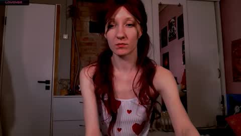 aribluush online show from March 26, 9:42 pm