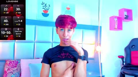 ARIEL VILLA online show from February 6, 4:25 pm