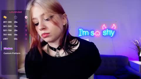 Snapshot of arielabradberry chatting on October 16, 3:24 pm Ariel online show from October 16, 3:24 pm