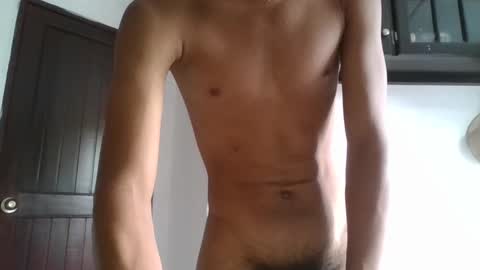 Snapshot of arielaritz chatting on October 10, 2:49 pm arielaritz online show from October 10, 2:49 pm