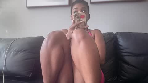 Snapshot of arielbliss69 chatting on March 10, 2:55 pm arielbliss69 online show from March 10, 2:55 pm