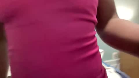 Snapshot of arielbliss69 chatting on March 30, 12:17 pm arielbliss69 online show from March 30, 12:17 pm