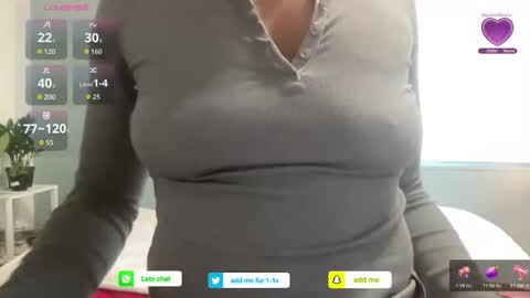 Snapshot of arielbliss69 chatting on April 6, 12:06 pm arielbliss69 online show from April 6, 12:06 pm