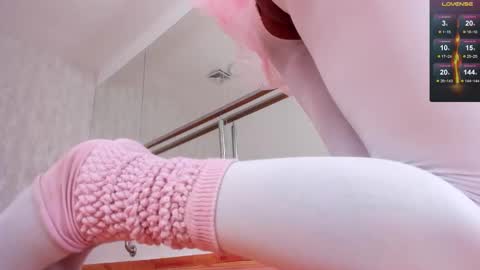 A R I   online show from November 23, 12:16 pm